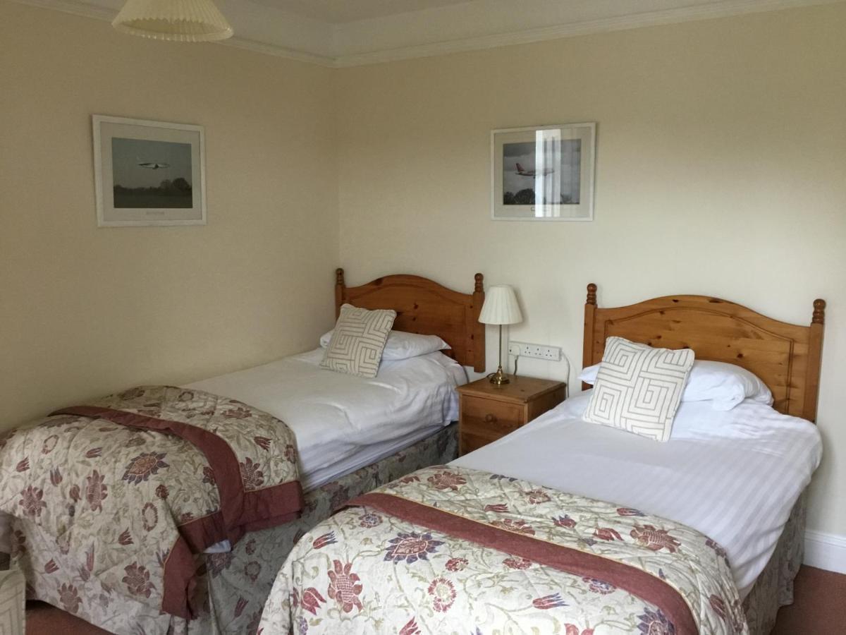 The Manor House Bed and Breakfast Κρόουλι Εξωτερικό φωτογραφία