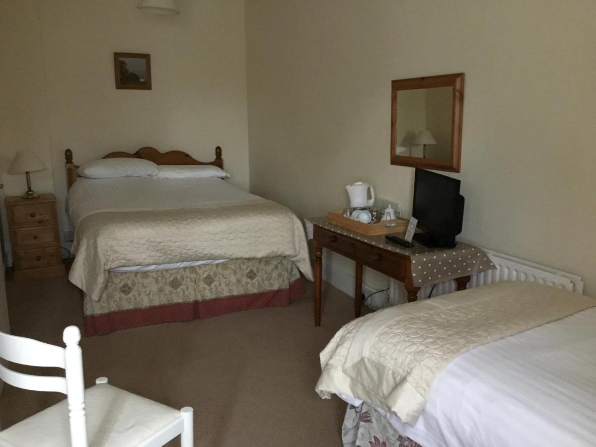The Manor House Bed and Breakfast Κρόουλι Εξωτερικό φωτογραφία