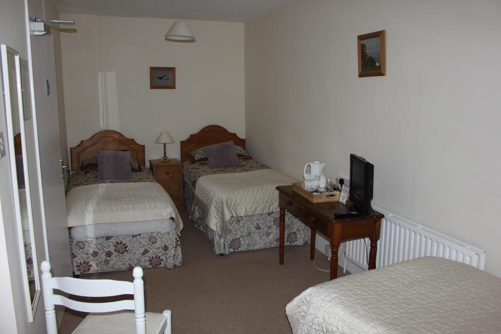 The Manor House Bed and Breakfast Κρόουλι Εξωτερικό φωτογραφία