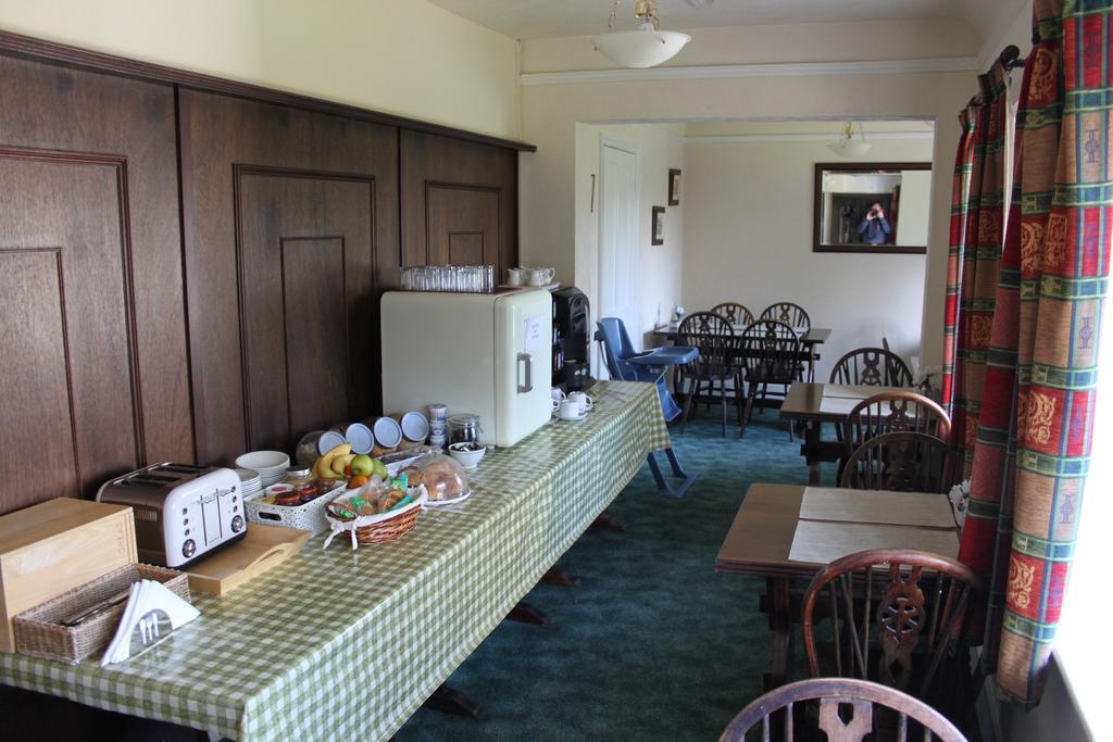 The Manor House Bed and Breakfast Κρόουλι Εξωτερικό φωτογραφία